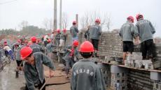 2010年7月，集團(tuán)積極參與南京“7.28”丙烯爆燃事件搶險(xiǎn)工作。