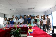 南京市總工會(huì)、市城建工會(huì)領(lǐng)導(dǎo)慰問集團(tuán)赤山湖項(xiàng)目